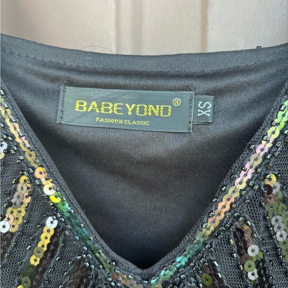 Elegant Black Fringe Sequin Dress - Picture 3 of 5